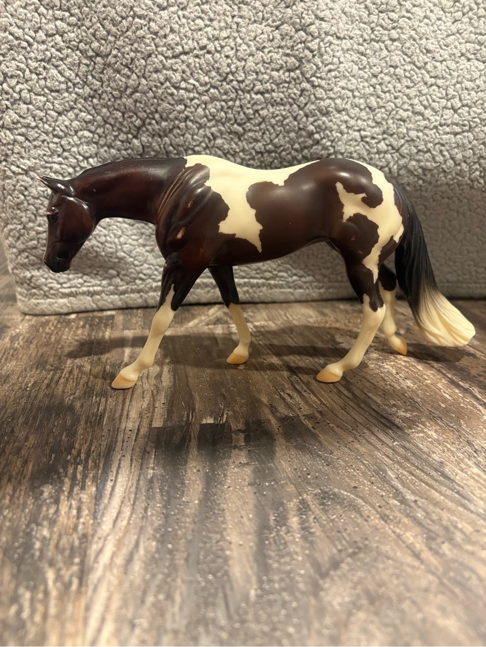 Breyer American Quarter Horse Mare Classic Bay Pinto 2012-2013 Body Quality